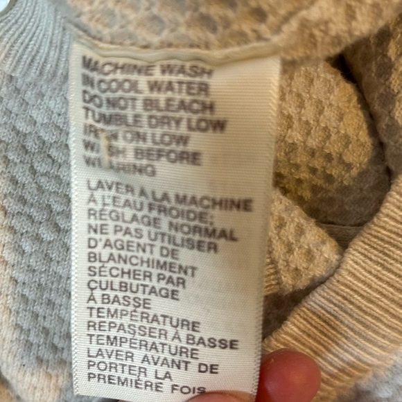 Traditional cream soft knit grandma button cardigan sweater - medium - Picture 6 of 8